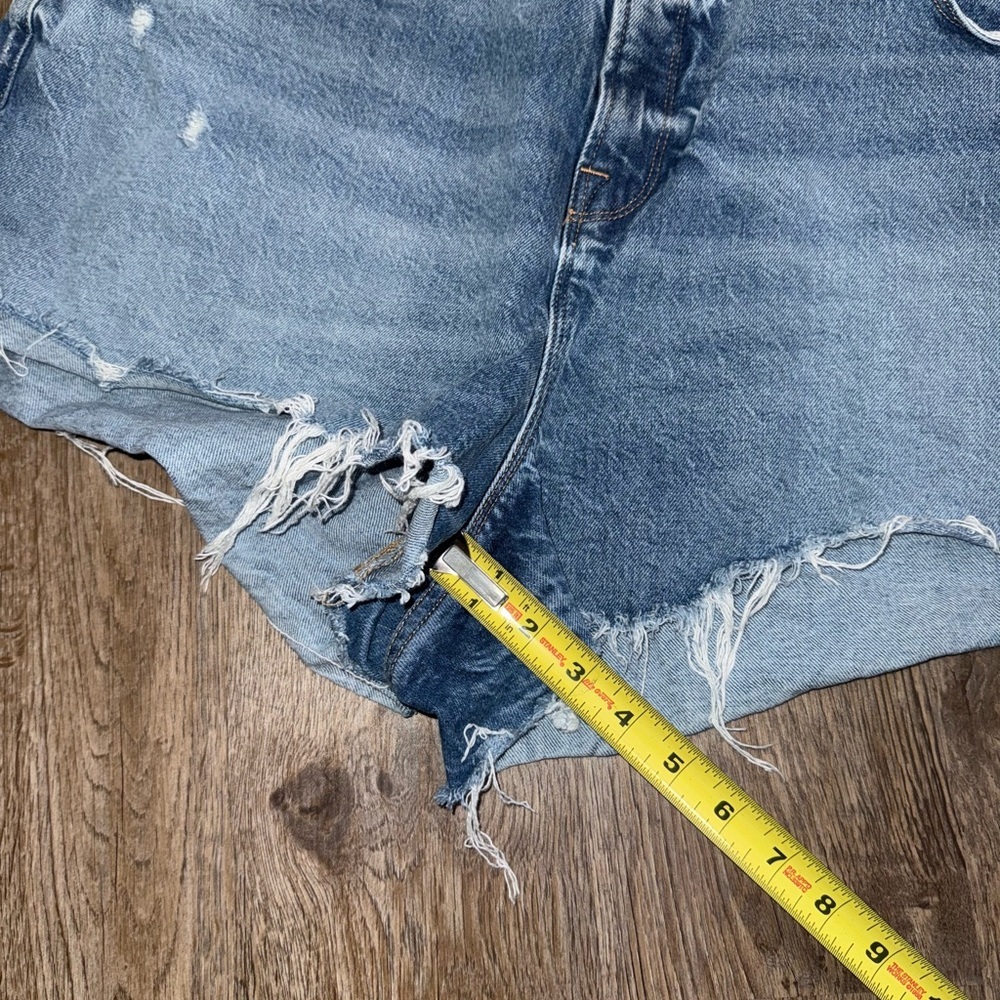 Good American • Good 90’s Distressed Denim Shorts - Picture 8 of 10